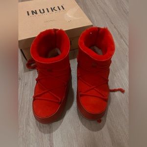 Inuikii lace-up snow boots RED, Size 39